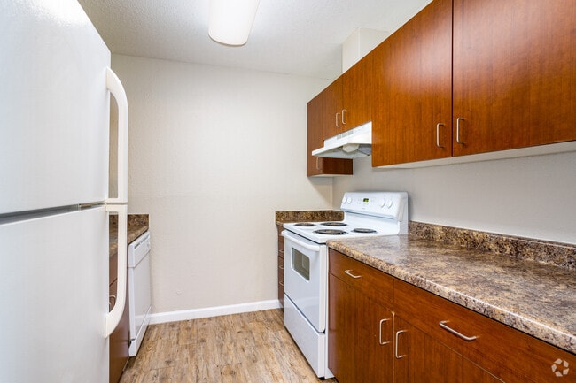 1BR, 1BA - 693SF - Village of Yorkshire