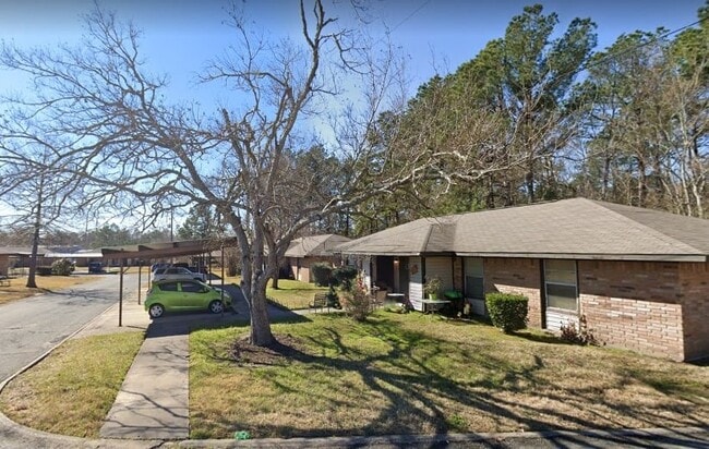 Building Photo - 200 Senior Citizen Dr Rental