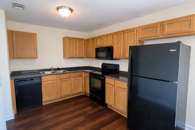 Photo - 14 Miller Park Cir