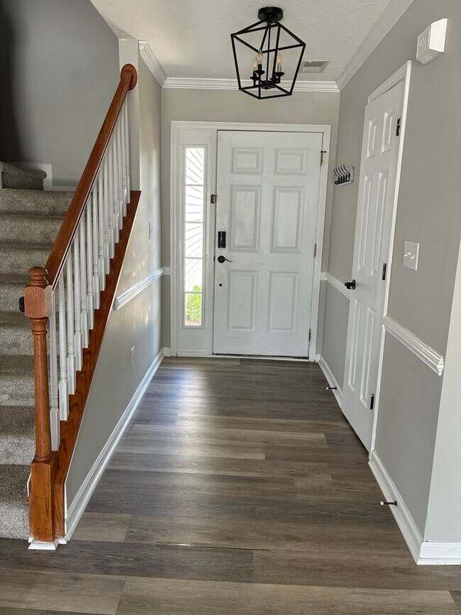 Photo - Walker Woods, large 4 BD and 2.5 BA