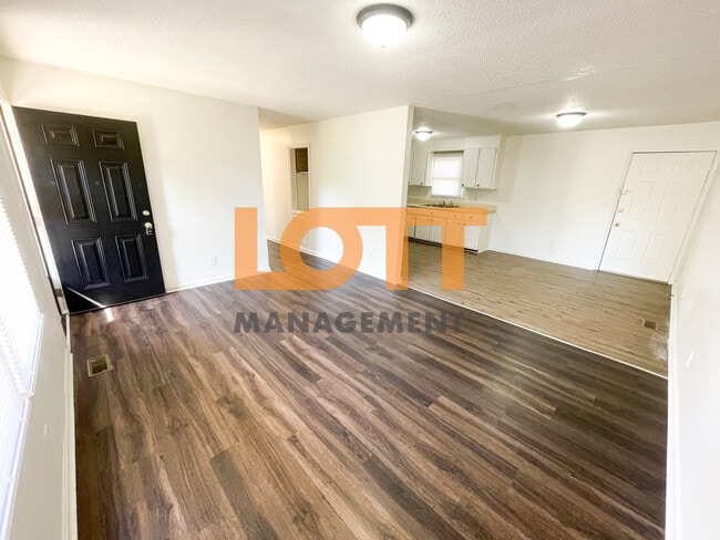 Photo - 412 Sullivan Street Ext