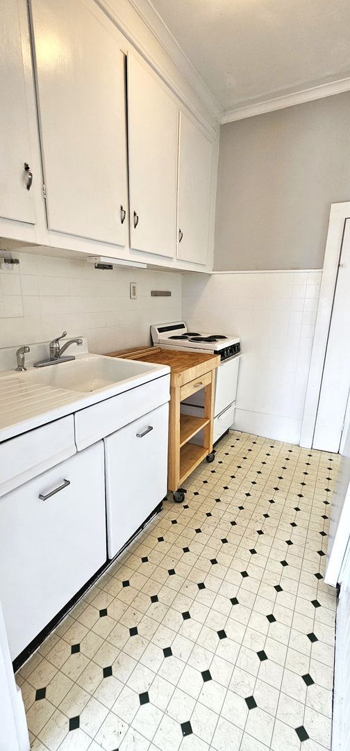 Photo - 234 Pearl St Unit APT 1