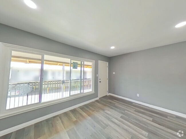 Building Photo - 1119 N Mayfield Ave Unit 1119 Rental