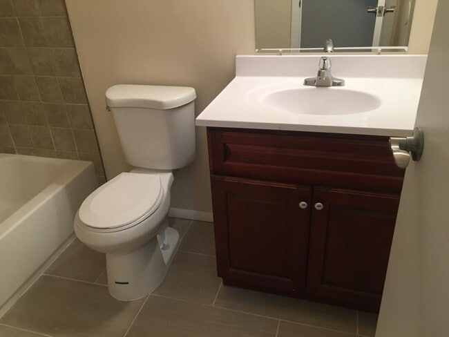 Building Photo - 23 Sandra Rd