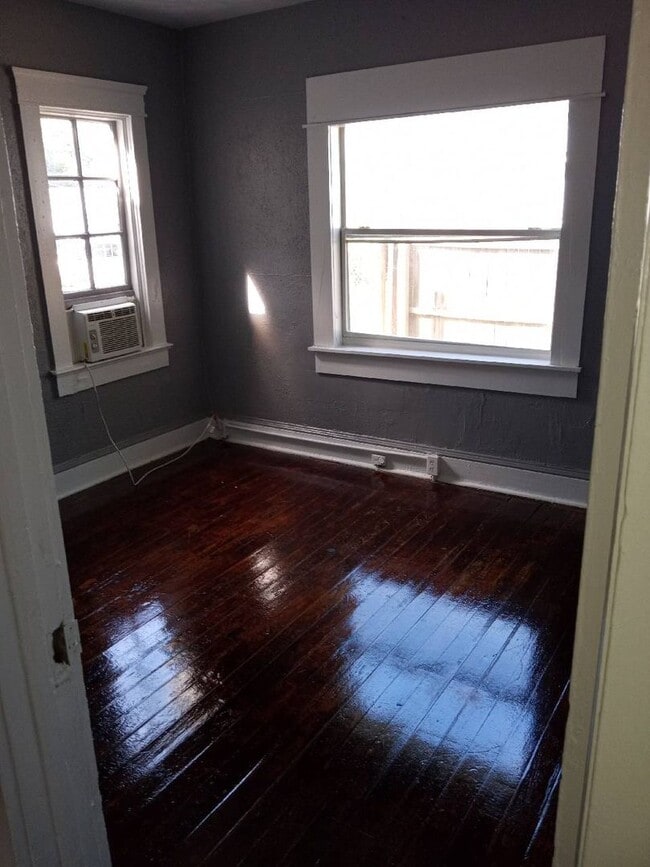 Photo - 314 Cottrill St Apartment Unit A