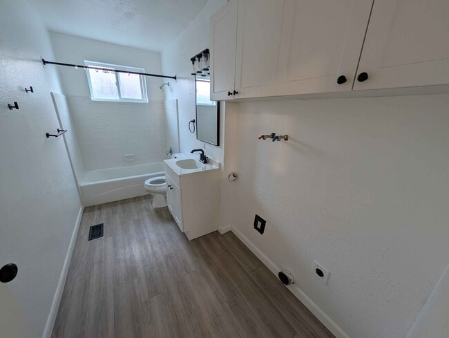 Photo - Park Creeke Apartments