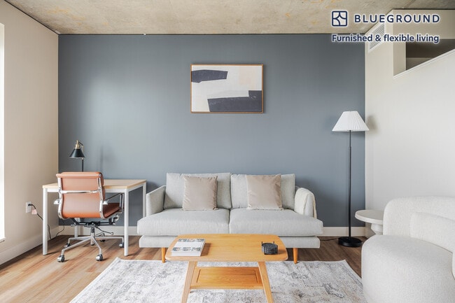 Photo - 101 Taylor Ave N Unidad FL9-ID987