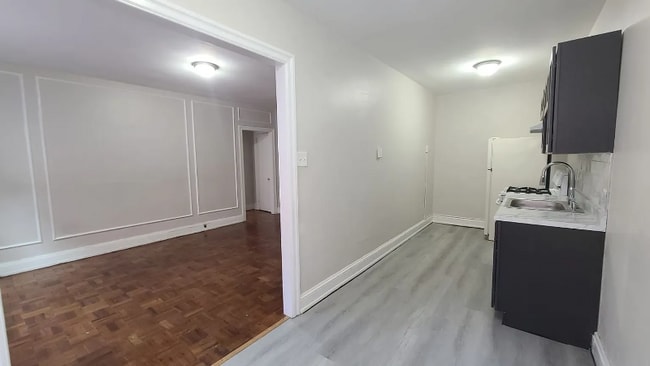 Photo - 6820 Ludlow St Unidad A111