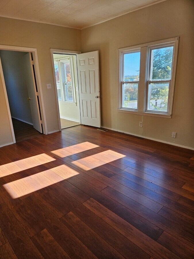 Photo - 612 Washington Ave