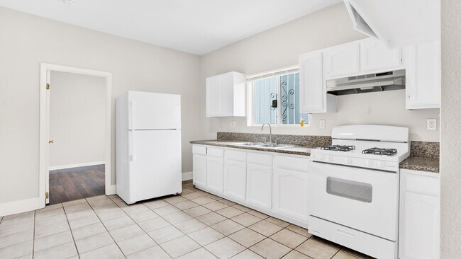 Photo - 3110 Walton Ave