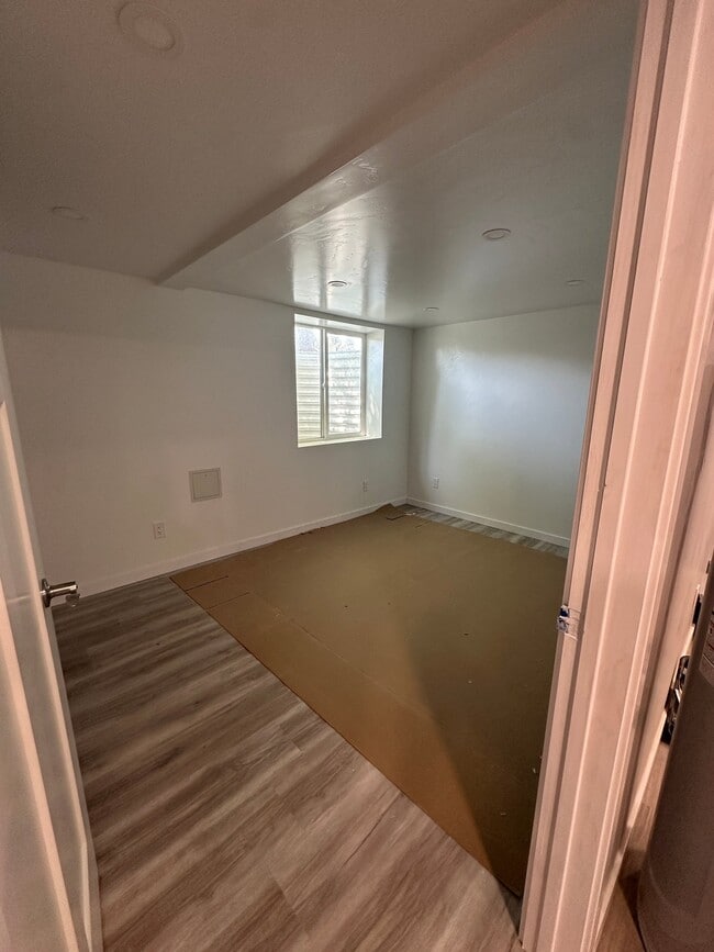 Photo - 133 E 21st St Unit Bright Basement