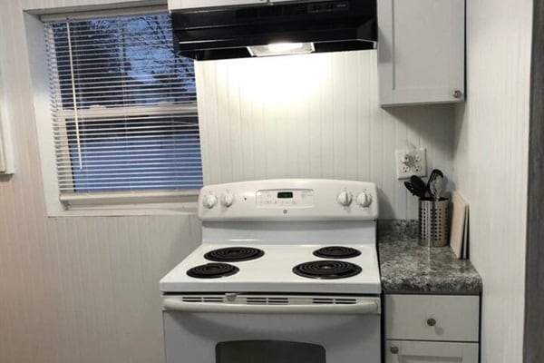 Photo - 407 E 13th St