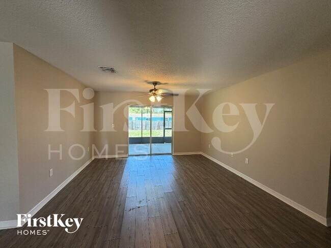 Photo - 280 Edgevale Rd SE