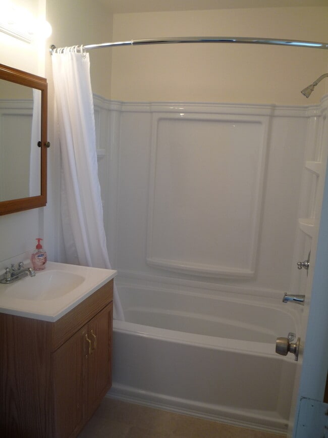 Photo - 3 bedroom + Bonus Room/Office in East Redding