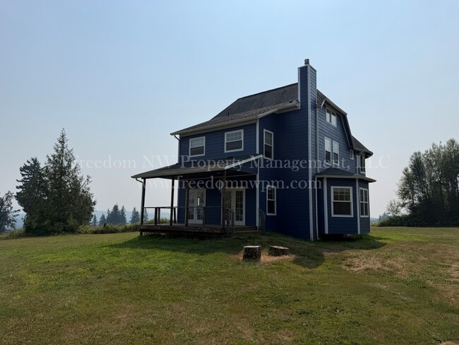 Building Photo - 998 Burnt Ridge Rd