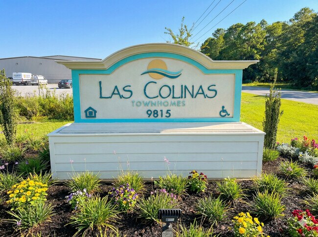 Building Photo - Las Colinas Townhomes
