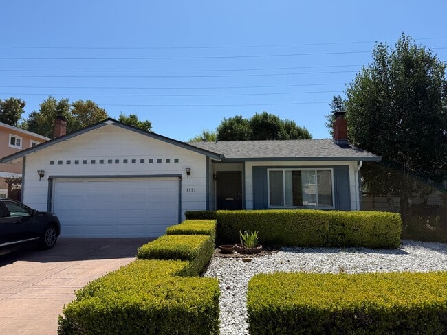 Building Photo - CAMBRIAN AREA - Beautifully Maintained 3-B... Rental