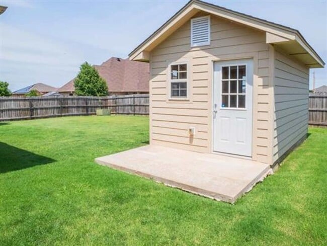 Photo - Beautiful Home in desirable Location