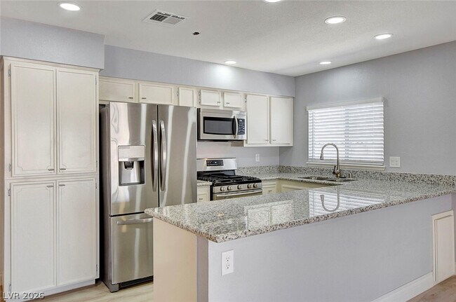 Photo - 1829 Runningbear Dr