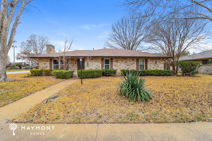 Charming Brick Home in Desoto, TX - Charming Brick Home in Desoto, TX