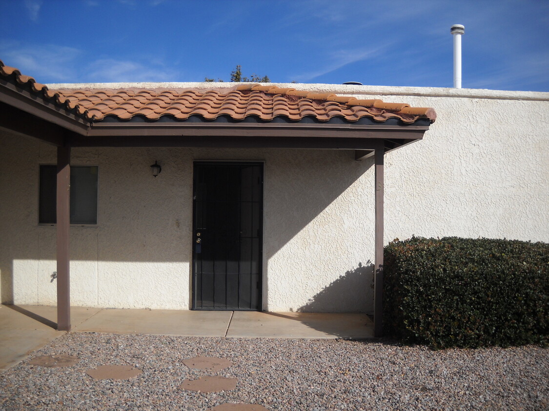 Fabulous Home Close to everything you'll N... - Fabulous Home Close to everything you'll N...