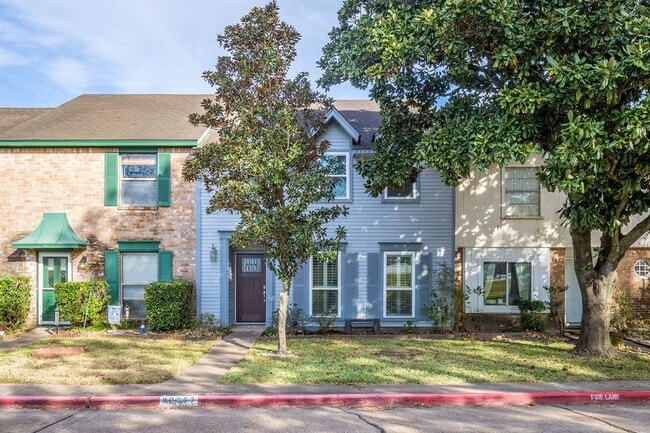 Building Photo - 20357 Fieldtree Dr Rental