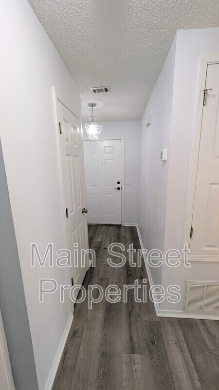 Photo - 2466 Redoubt Ave