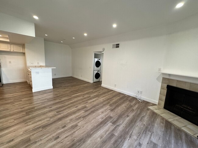 Photo - 22749 Lakeway Dr Unidad 377