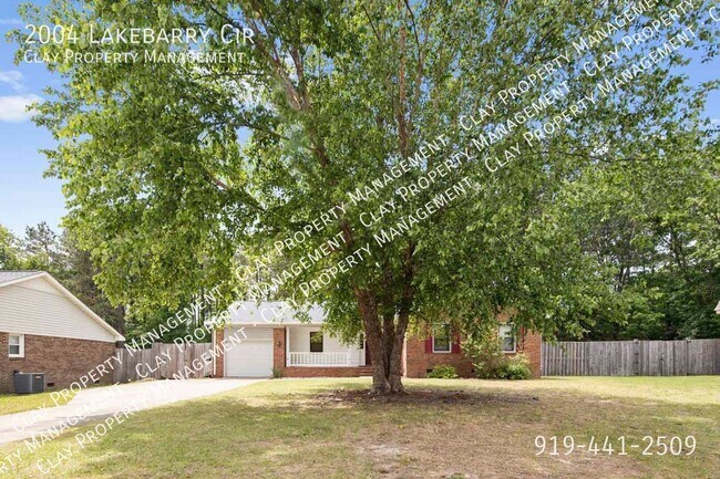 2004 Lakebarry Dr