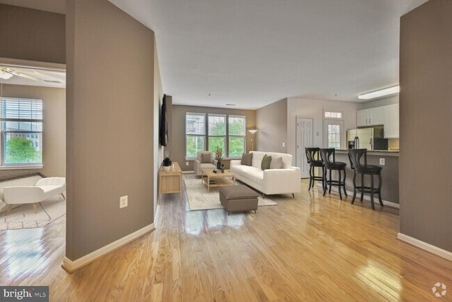 Building Photo - 130 Chevy Chase St Unit 305 Rental