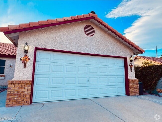 Building Photo - 3821 Longs Peak Ct Rental