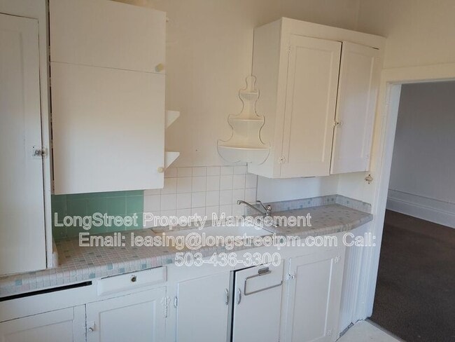 218 NW 21st St Unit 4