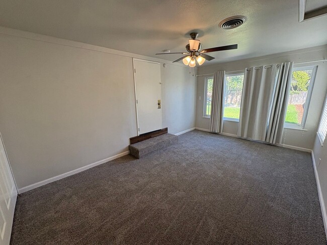 Photo - Charming home located in Beverly Glenn Rent Ready!