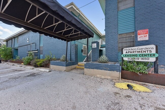 Photo - Hidden Gardens