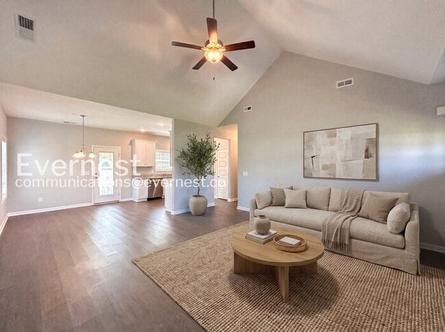 Photo - 1402 Pipeline Ave