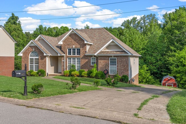 Building Photo - 4 Bedroom Pet Friendly Home For Rent With ...