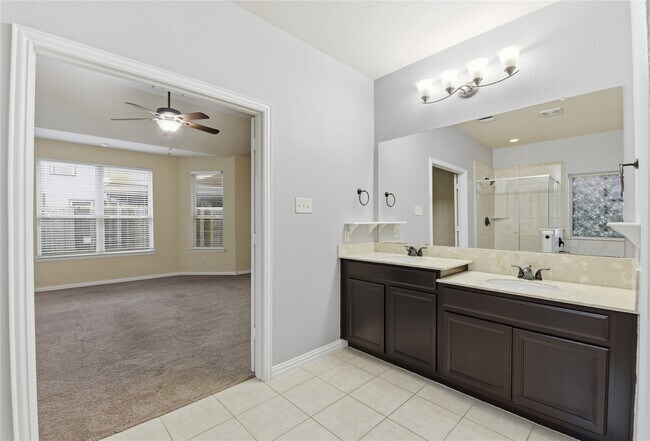 Photo - 4802 Taylor Drive