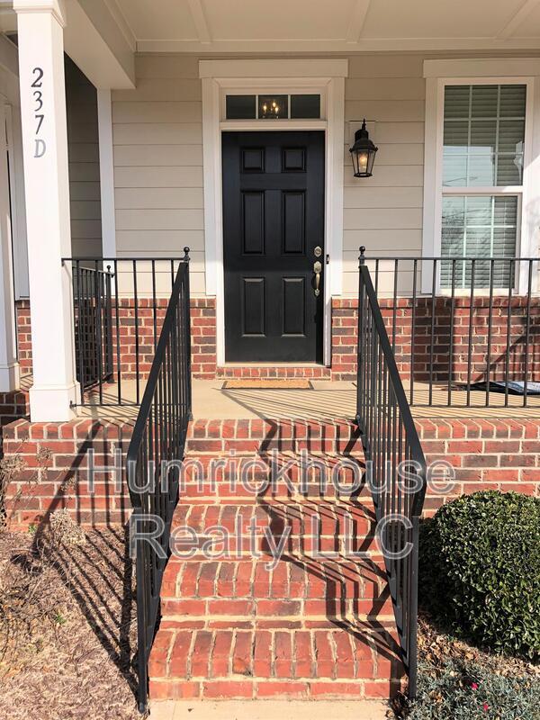 Photo - 237 E Waterlynn Rd