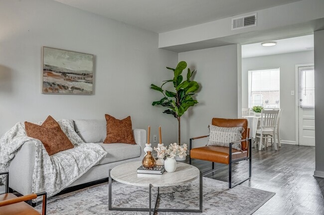 Photo - Highland Woods