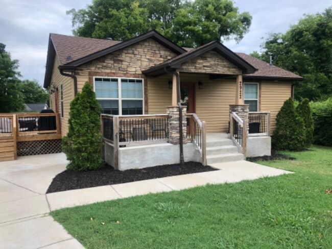 Building Photo - 2922 Lee Davis Rd Rental
