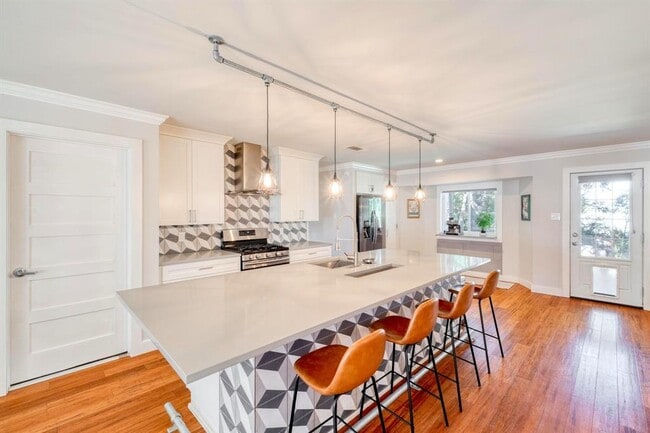 Photo - 600 Jetta Ct