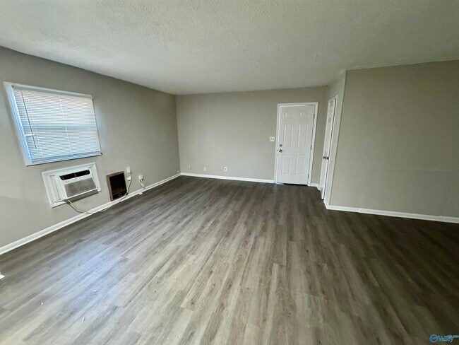 Photo - 2403 Mastin Lake Rd NE Unit 1