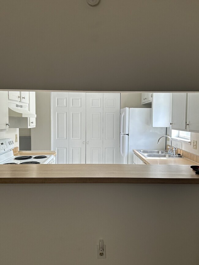 226 Plantation Dr