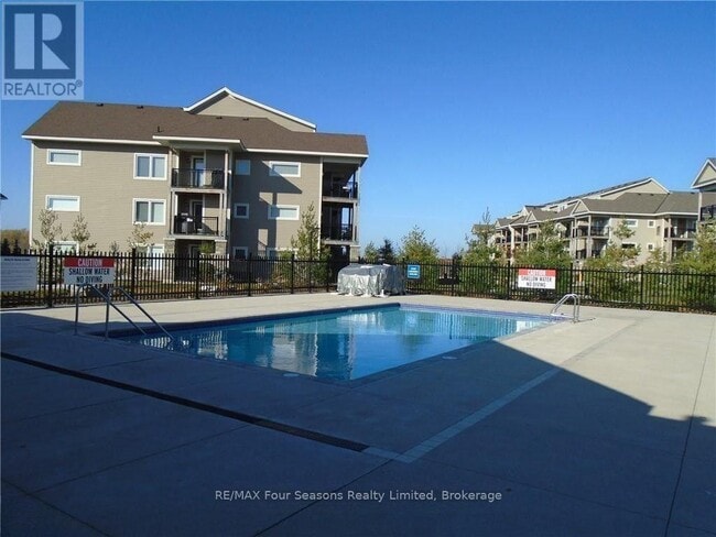 Photo - 7 Anchorage Cres
