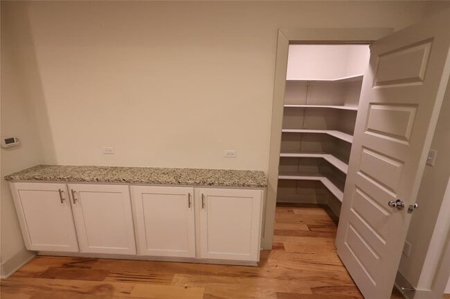 Photo - 2101 Town Centre Dr Unit 1705