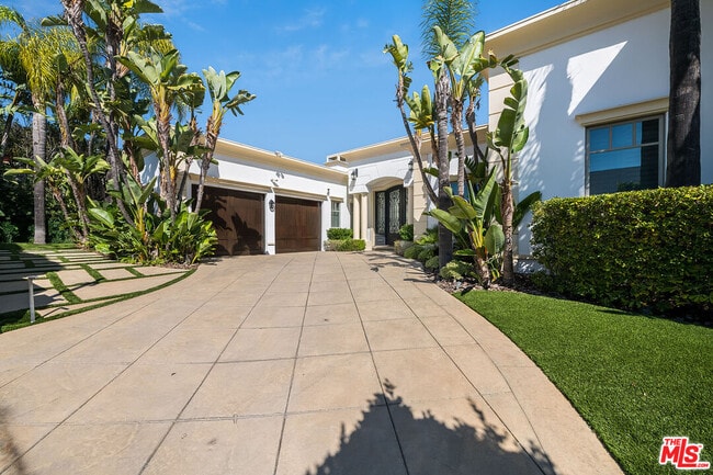 Photo - 9329 Nightingale Dr