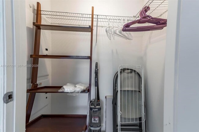 Photo - 1750 N Bayshore Dr Unidad 4507