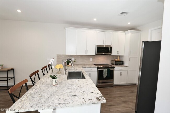 Photo - 7352 Rockefeller Dr