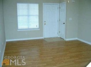 Photo - 1214 Pinedale Cir NW