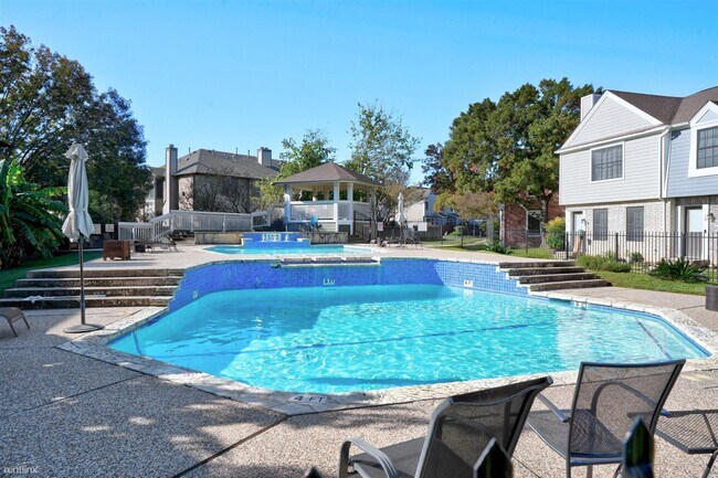 Photo - 2 br, 1.5 bath Condo - 12325 Los Indios Tr...